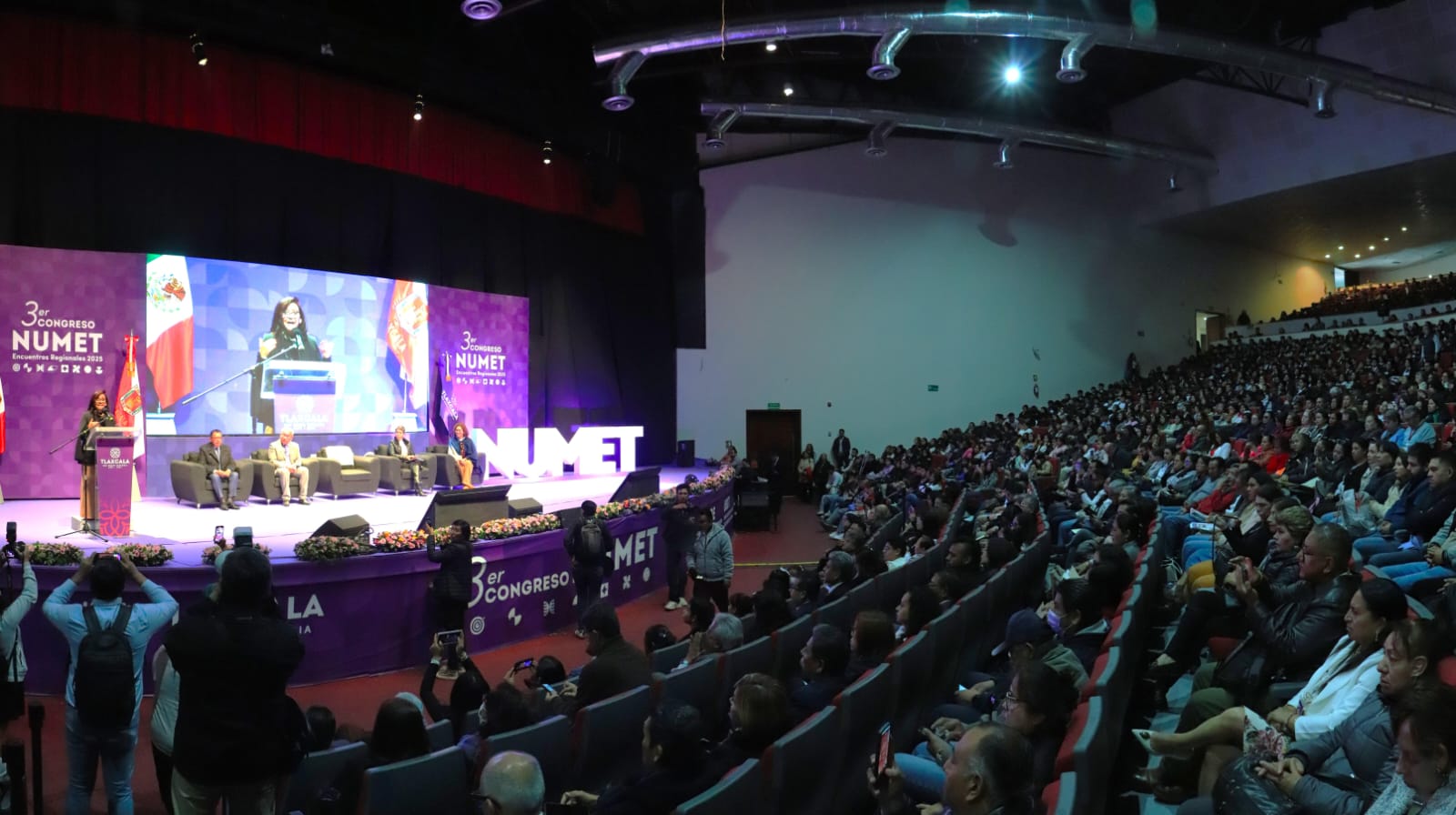 Recibe la UATx el '3er. Congreso NUMET, Encuentros Regionales 2025'